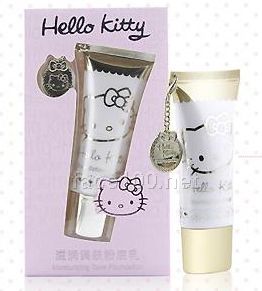 HELLO KITTY滋潤調膚粉底乳代理