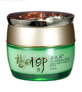 皇太醫沁潤清透水凝霜代理