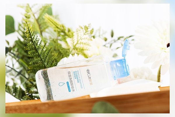 碧膚肌保濕凈顏卸妝水