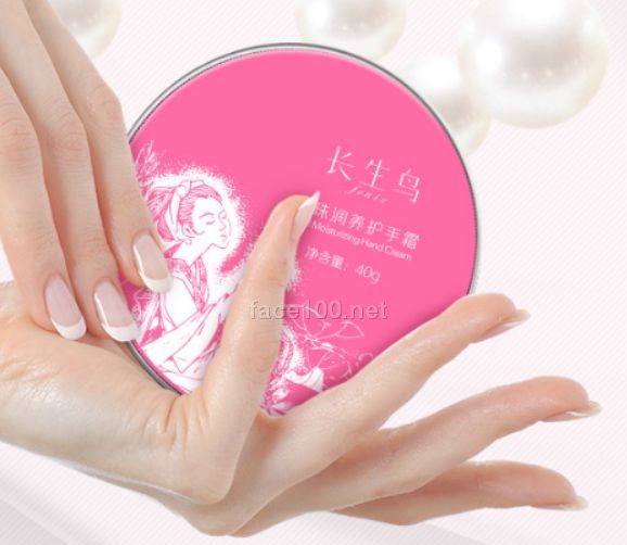 珍珠潤(rùn)養(yǎng)護(hù)手霜